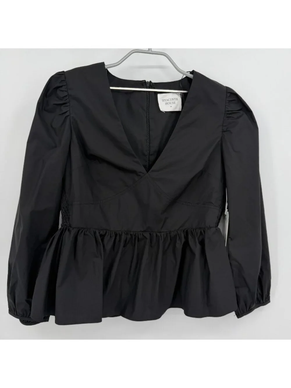 Hyacinth House by Tuckernuck Black Puff Sleeve Elaina Blouse size M Medium NWT